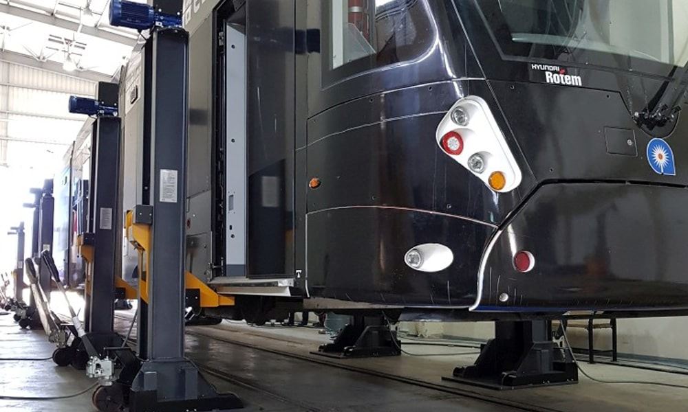 İstanbul Ulaşım Maltepe Bakım Atölyesi Mobil Kriko sistemi